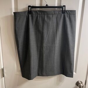 Ann Taylor Suiting Collection Pencil Skirt, Gray Size 18